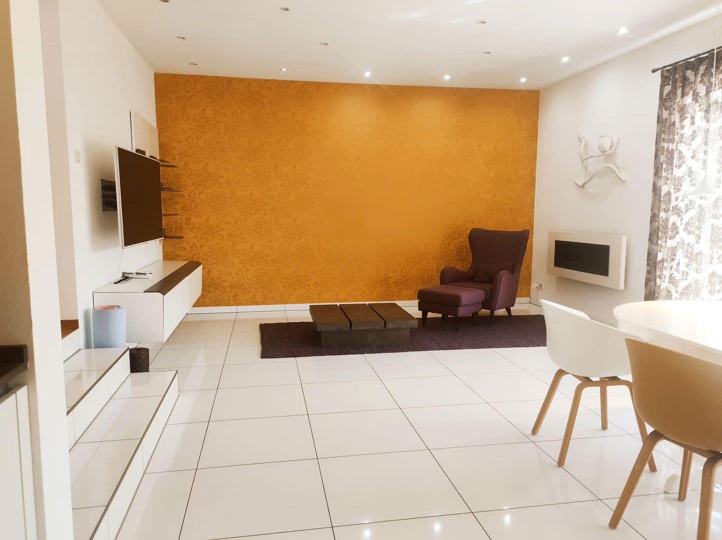 Pronájem bytu 4+1 120 m², Kalbacher Hauptstraße 48, Frankfurt am Main, Hessen Pronájem bytu 4+1 120 m², Kalbacher Hauptstraße 48, Frankfurt am Main, Hessen