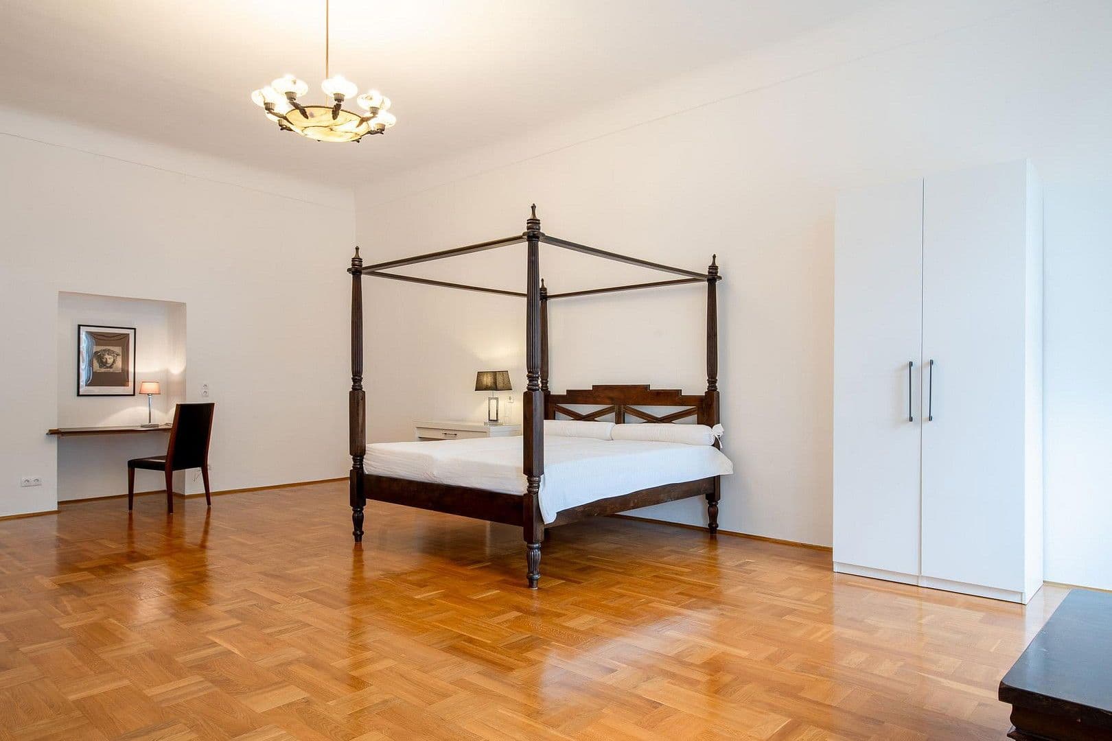 Pronájem bytu 3+1 160 m², Steinweg 11, Passau, Bavorsko Pronájem bytu 3+1 160 m², Steinweg 11, Passau, Bavorsko