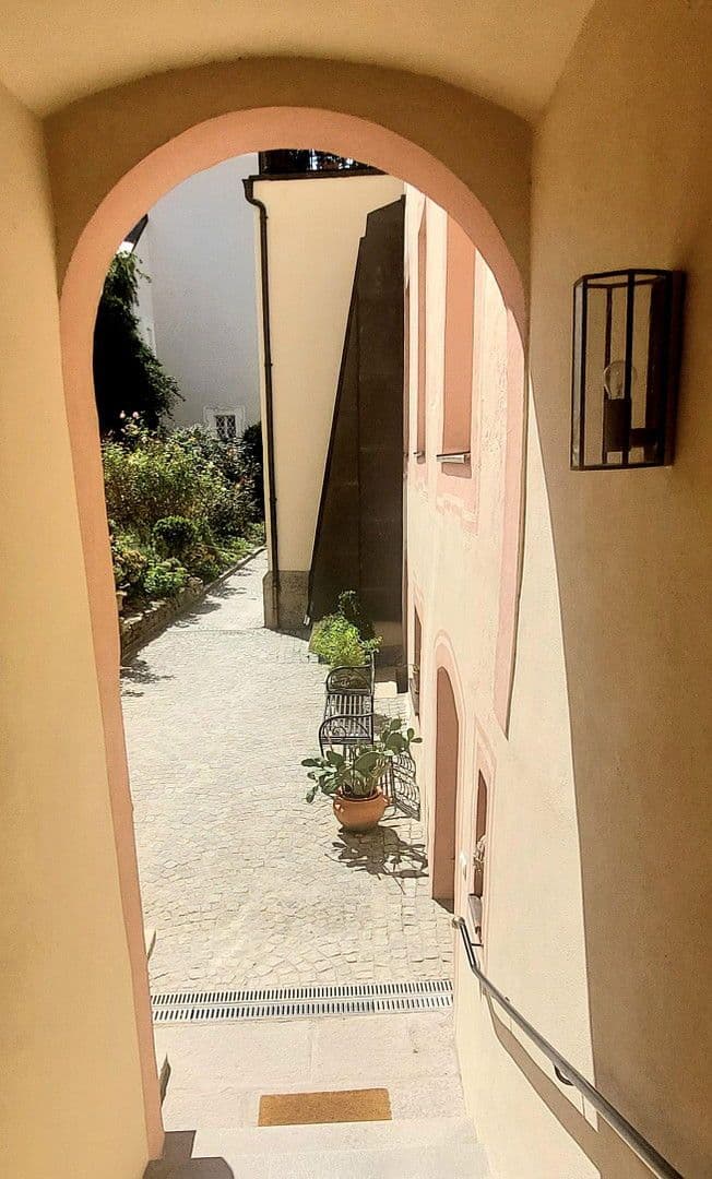 Pronájem bytu 3+1 160 m², Steinweg 11, Passau, Bavorsko Pronájem bytu 3+1 160 m², Steinweg 11, Passau, Bavorsko