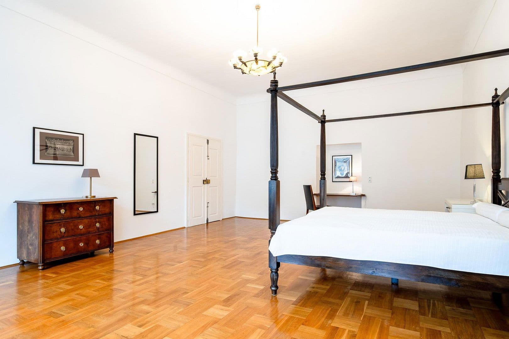 Pronájem bytu 3+1 160 m², Steinweg 11, Passau, Bavorsko Pronájem bytu 3+1 160 m², Steinweg 11, Passau, Bavorsko