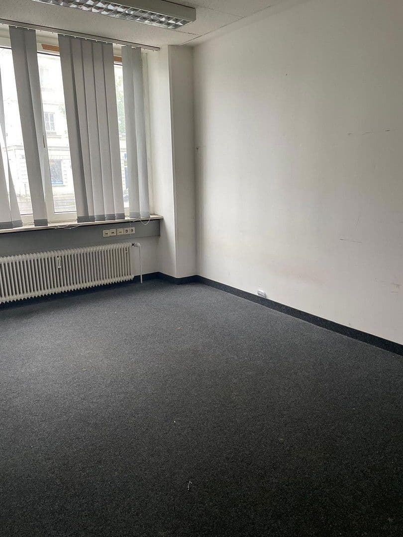 Pronájem kanceláře 156 m², München, Bavorsko Pronájem kanceláře 156 m², München, Bavorsko
