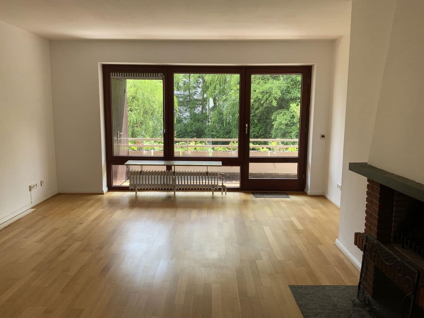 Prodej bytu 3+1 107 m², Hamburg, Hamburg Prodej bytu 3+1 107 m², Hamburg, Hamburg