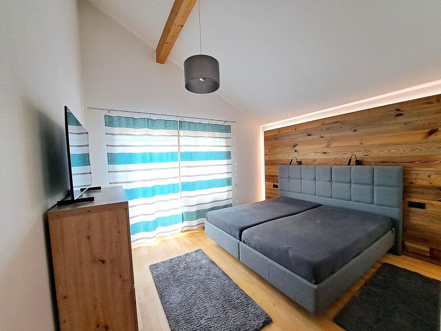 Prodej domu 201 m², pozemek 923 m², Lauben, Bavorsko Prodej domu 201 m², pozemek 923 m², Lauben, Bavorsko