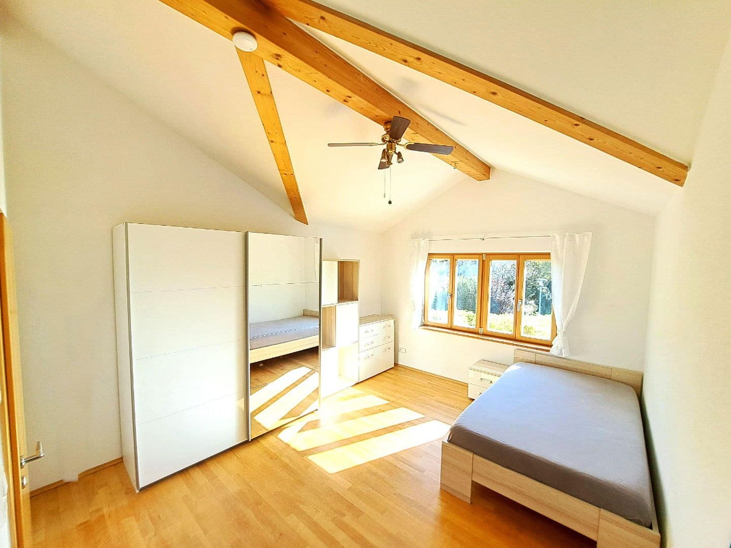 Prodej domu 201 m², pozemek 923 m², Lauben, Bavorsko Prodej domu 201 m², pozemek 923 m², Lauben, Bavorsko