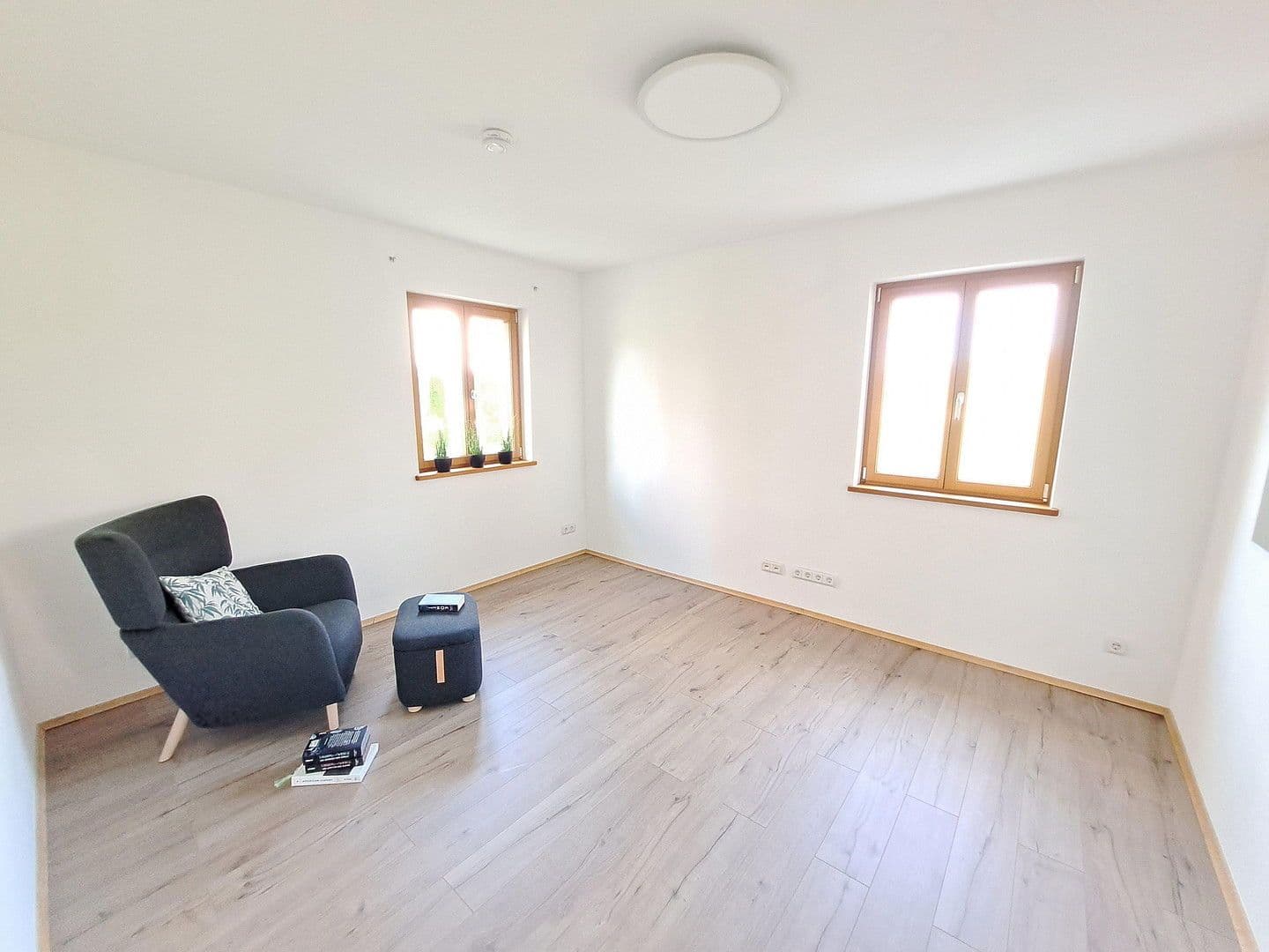 Prodej domu 201 m², pozemek 923 m², Lauben, Bavorsko Prodej domu 201 m², pozemek 923 m², Lauben, Bavorsko