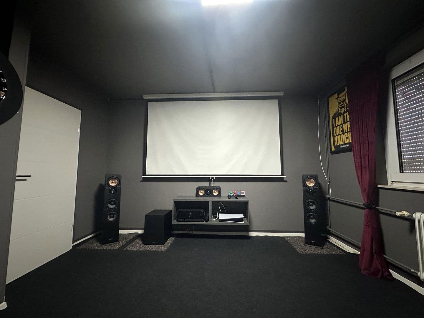 Pronájem bytu 4+1 108 m², Ludwigshafen, Porýní-Falc Pronájem bytu 4+1 108 m², Ludwigshafen, Porýní-Falc