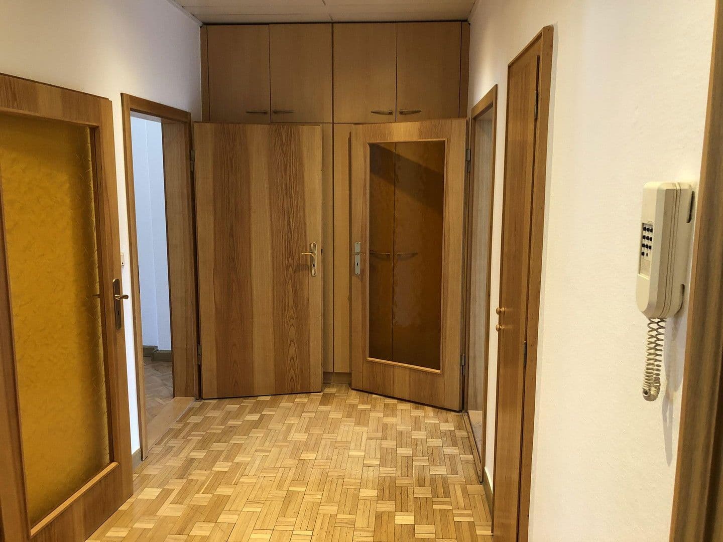 Pronájem bytu 4+1 103 m², Poststraße 10, Freiberg, Sasko Pronájem bytu 4+1 103 m², Poststraße 10, Freiberg, Sasko