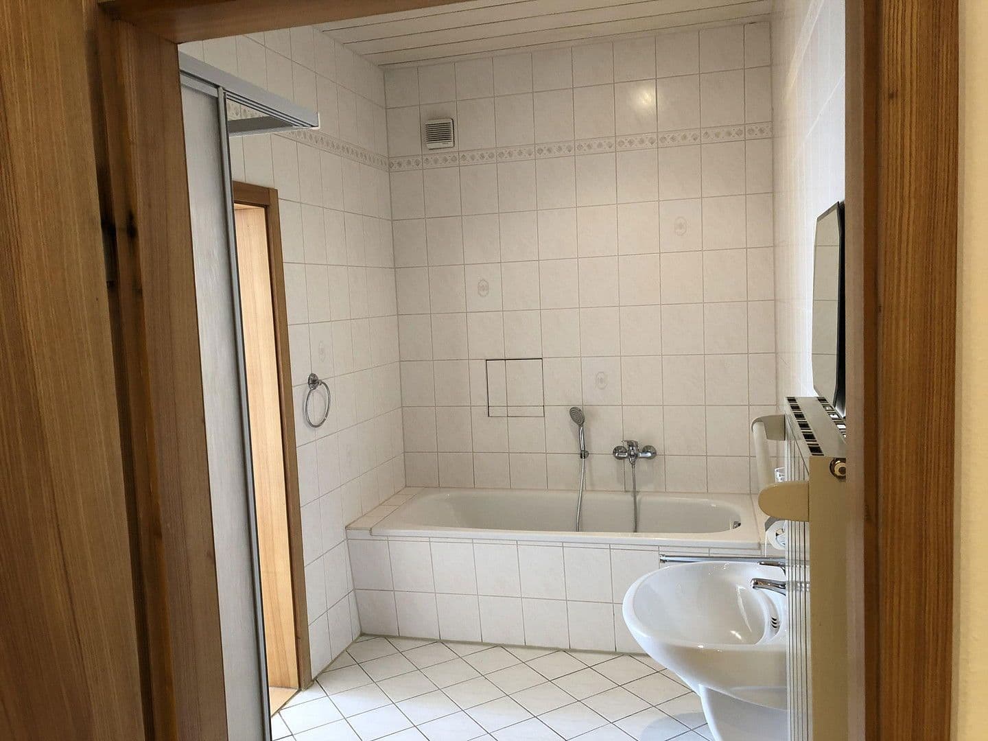Pronájem bytu 4+1 103 m², Poststraße 10, Freiberg, Sasko Pronájem bytu 4+1 103 m², Poststraße 10, Freiberg, Sasko