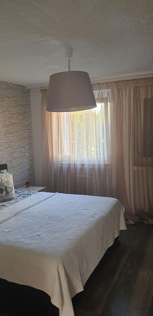 Pronájem bytu 3+1 75 m², Neuroderstraße 13, Nürnberg Langwasser, Bavorsko Pronájem bytu 3+1 75 m², Neuroderstraße 13, Nürnberg Langwasser, Bavorsko