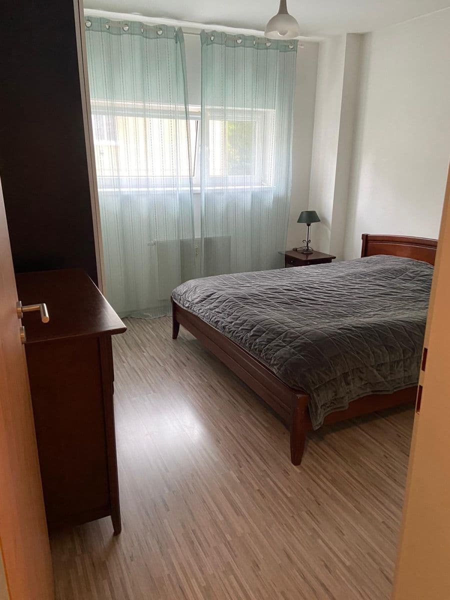 Pronájem bytu 4+kk 88 m², V Hlinkách, Beroun, Středočeský kraj Pronájem bytu 4+kk 88 m², V Hlinkách, Beroun, Středočeský kraj