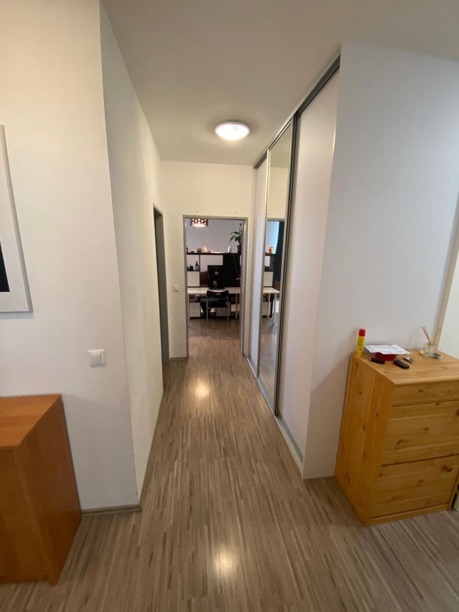 Pronájem bytu 4+kk 88 m², V Hlinkách, Beroun, Středočeský kraj Pronájem bytu 4+kk 88 m², V Hlinkách, Beroun, Středočeský kraj