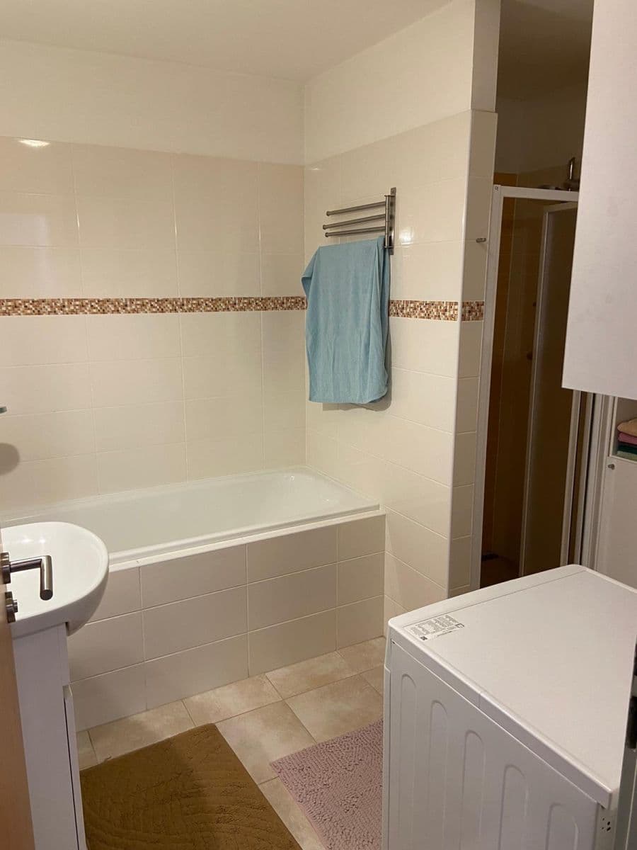 Pronájem bytu 4+kk 88 m², V Hlinkách, Beroun, Středočeský kraj Pronájem bytu 4+kk 88 m², V Hlinkách, Beroun, Středočeský kraj