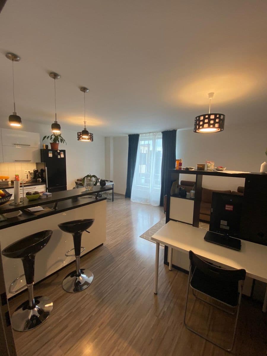 Pronájem bytu 4+kk 88 m², V Hlinkách, Beroun, Středočeský kraj Pronájem bytu 4+kk 88 m², V Hlinkách, Beroun, Středočeský kraj