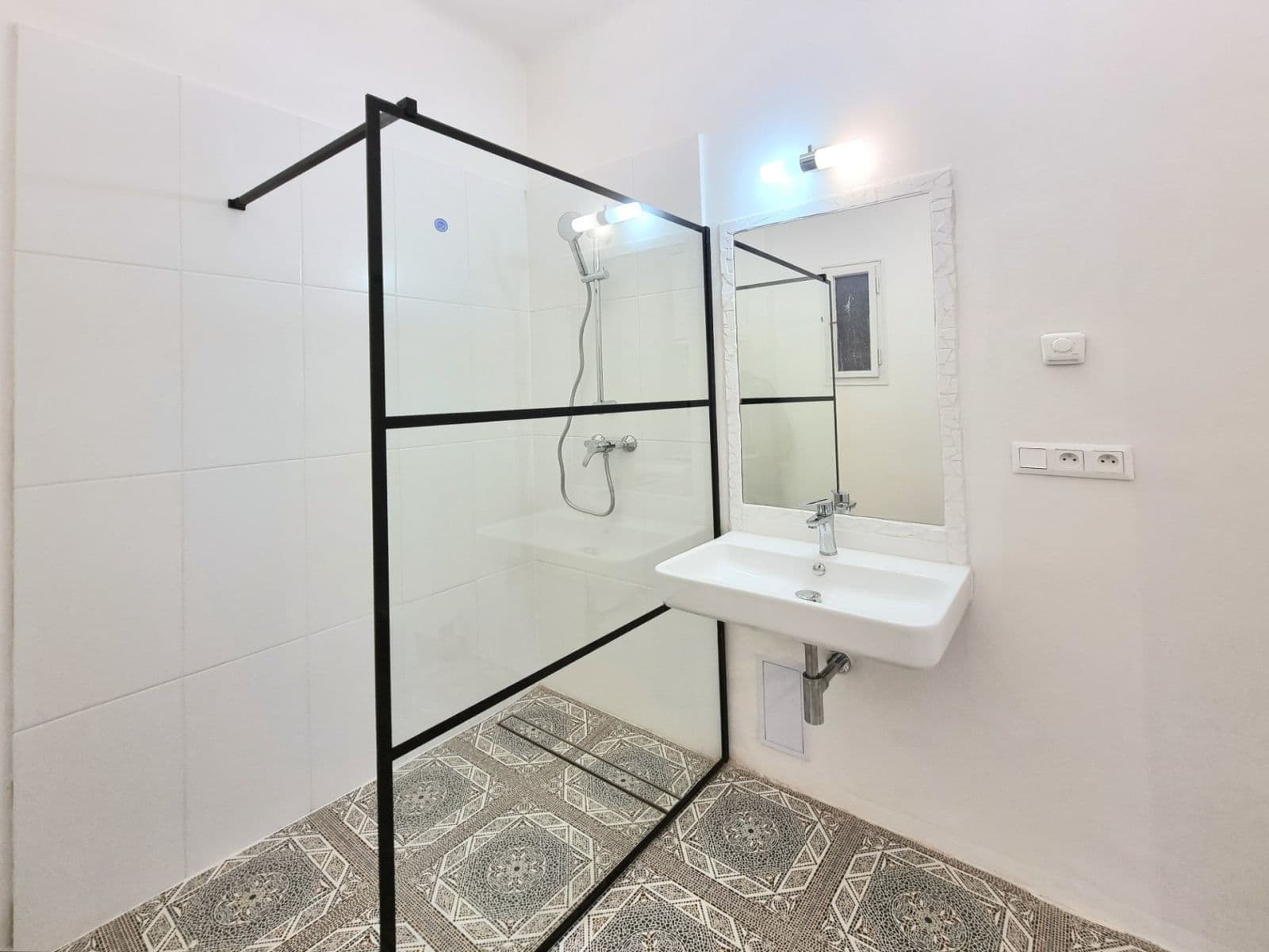 Pronájem bytu 2+kk 54 m², Malešická, Praha, Praha Pronájem bytu 2+kk 54 m², Malešická, Praha, Praha