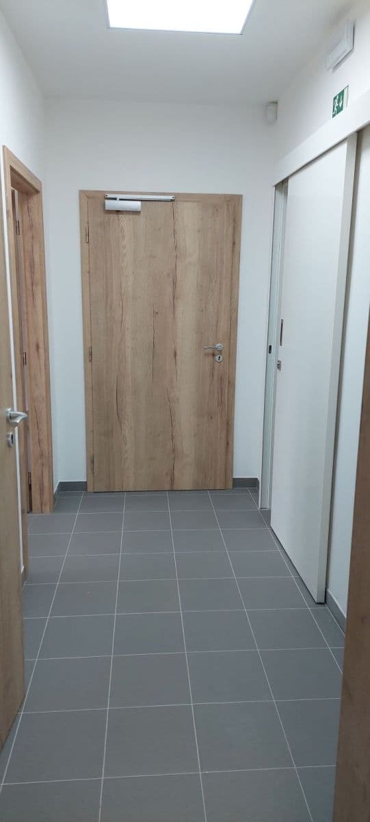 Pronájem nebytového prostoru 20 m², Zacpalova, Krnov, Moravskoslezský kraj Pronájem nebytového prostoru 20 m², Zacpalova, Krnov, Moravskoslezský kraj