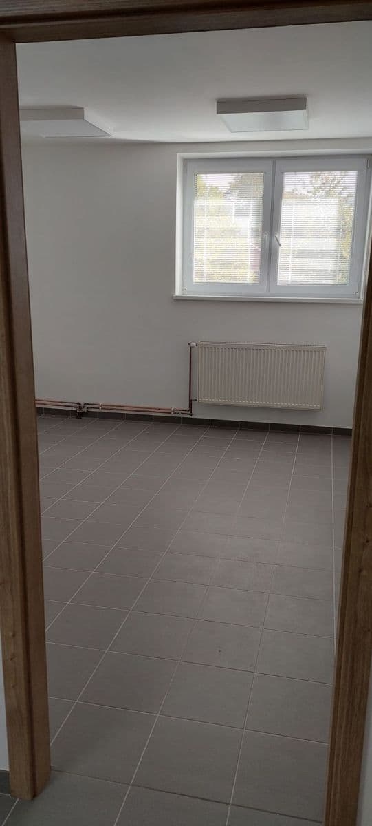Pronájem nebytového prostoru 20 m², Zacpalova, Krnov, Moravskoslezský kraj Pronájem nebytového prostoru 20 m², Zacpalova, Krnov, Moravskoslezský kraj