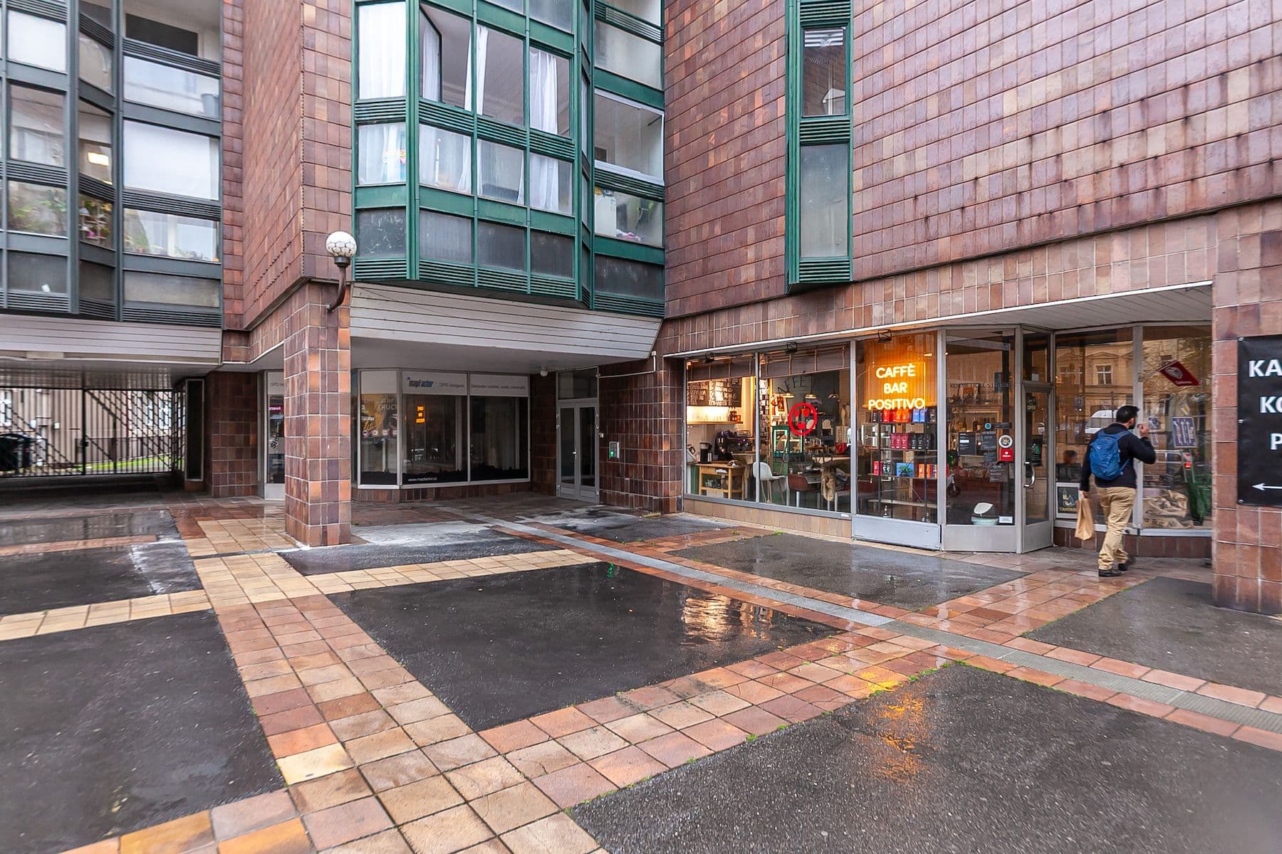 Prodej kanceláře 227 m², Štefánikova, Praha, Praha Prodej kanceláře 227 m², Štefánikova, Praha, Praha