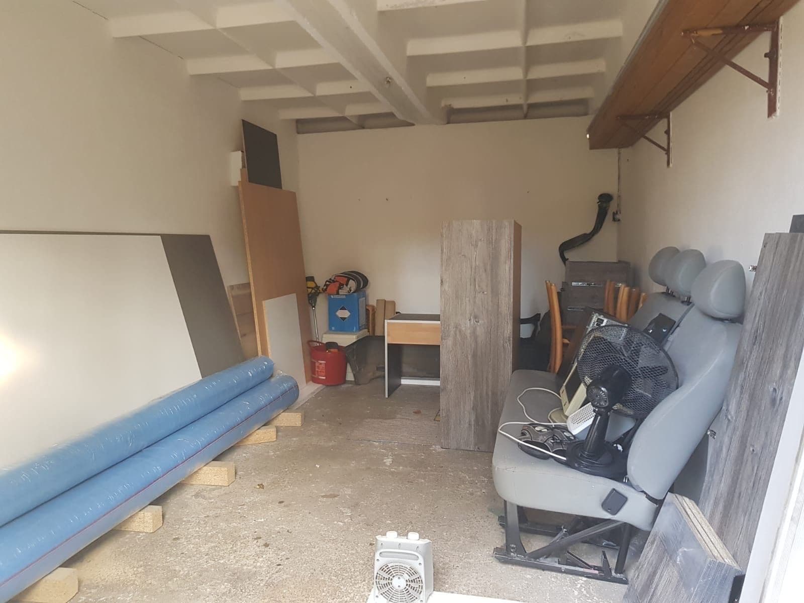 Prodej garáže 20 m², Zvolenská, Liberec, Liberecký kraj Prodej garáže 20 m², Zvolenská, Liberec, Liberecký kraj