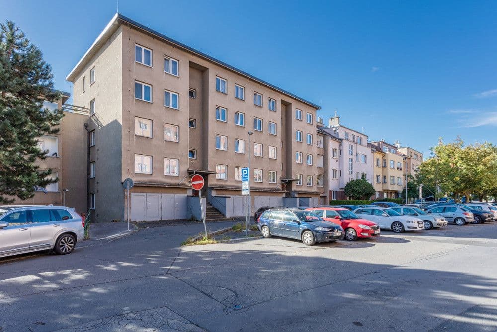 Pronájem bytu 2+1 55 m², Africká, Praha, Praha Pronájem bytu 2+1 55 m², Africká, Praha, Praha