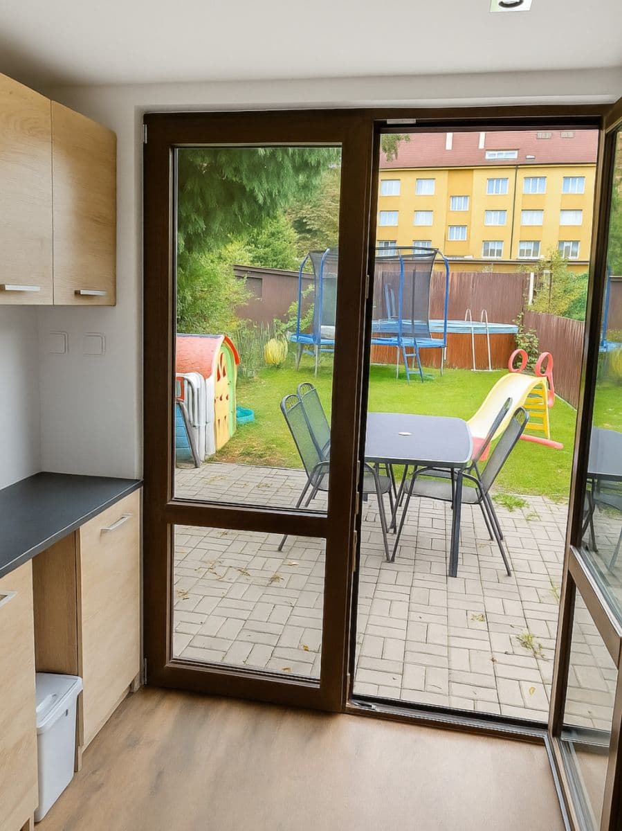 Prodej bytu 3+1 78 m², Železničního pluku, Pardubice, Pardubický kraj Prodej bytu 3+1 78 m², Železničního pluku, Pardubice, Pardubický kraj