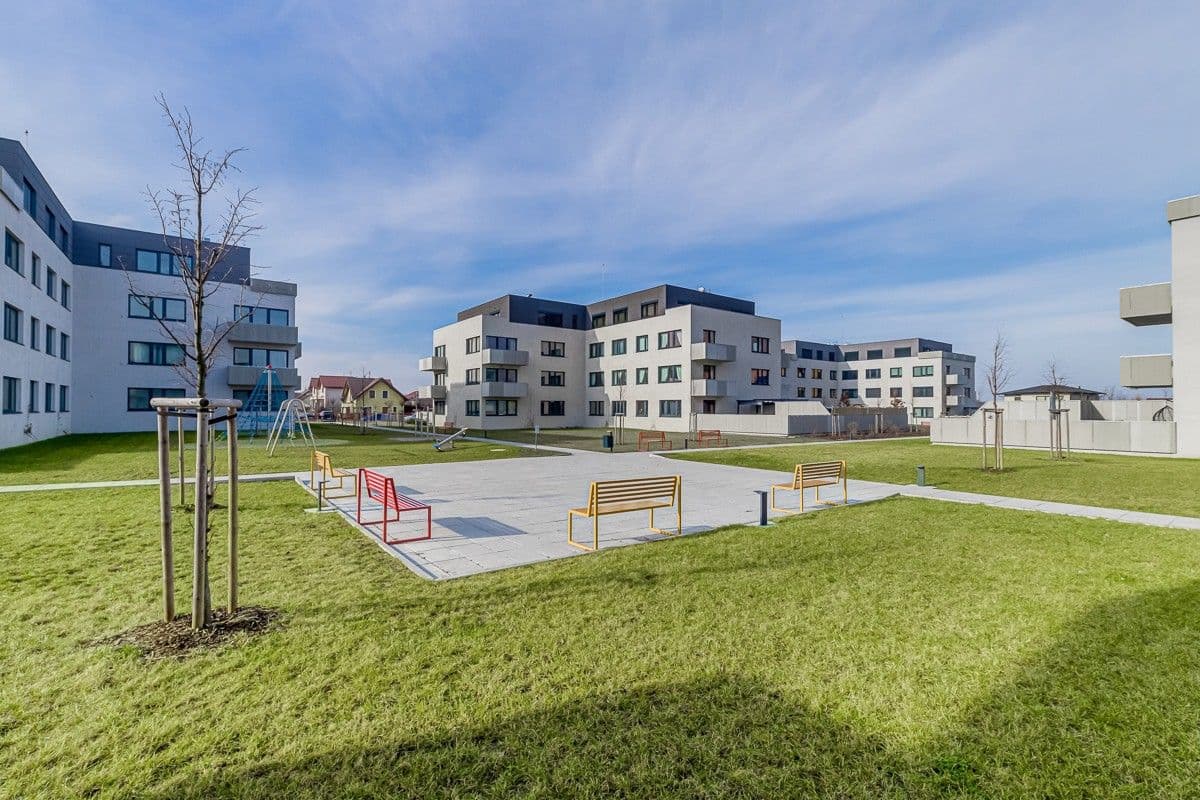 Prodej bytu 3+kk 80 m², Karla IV., Horoměřice, Středočeský kraj Prodej bytu 3+kk 80 m², Karla IV., Horoměřice, Středočeský kraj