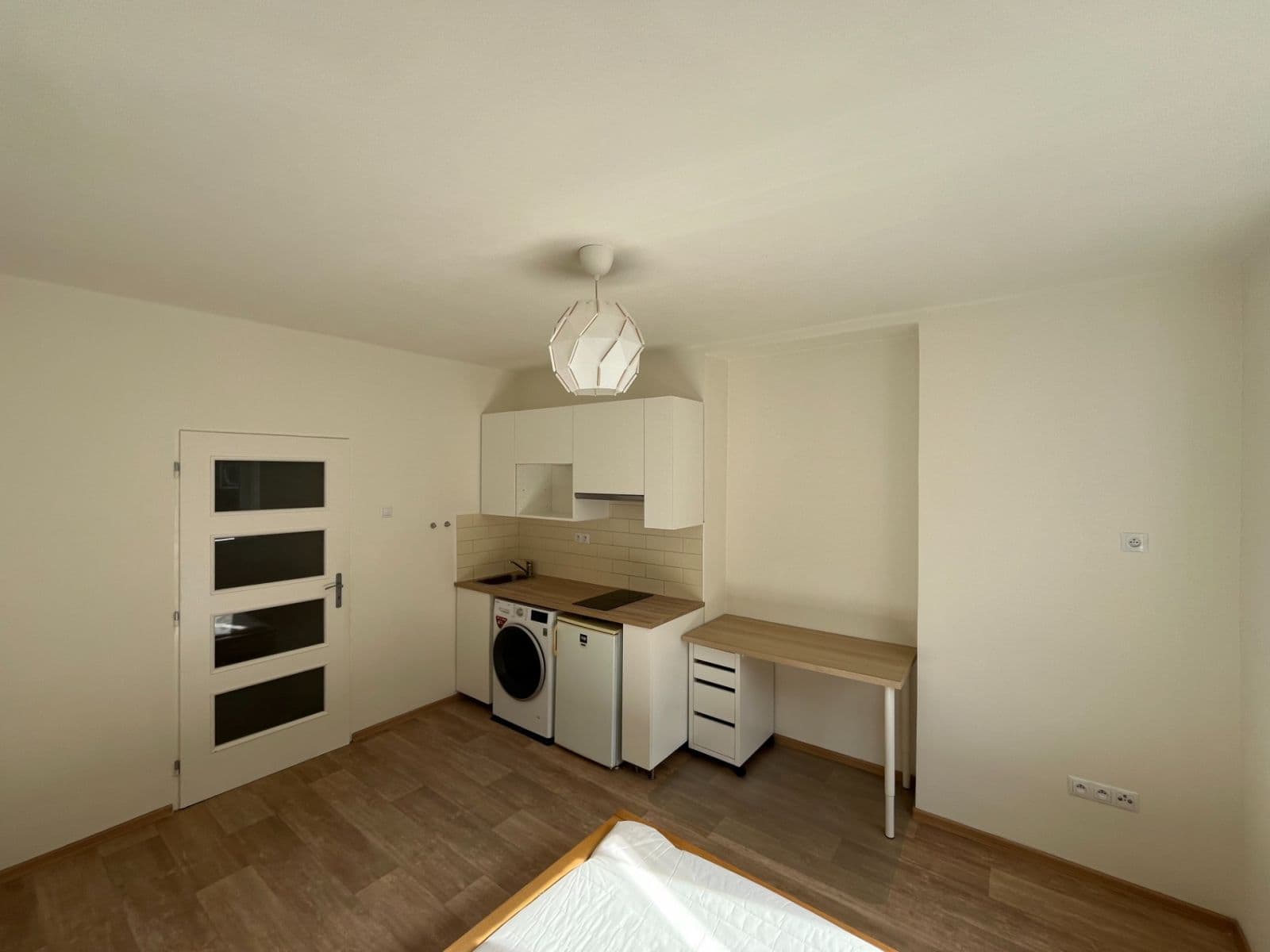 Pronájem bytu 1+kk 21 m², Korunní, Ostrava, Moravskoslezský kraj Pronájem bytu 1+kk 21 m², Korunní, Ostrava, Moravskoslezský kraj