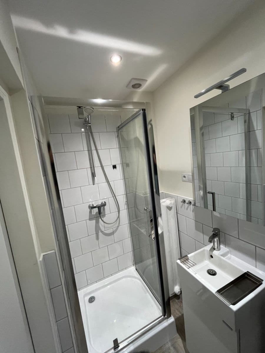 Pronájem bytu 1+kk 21 m², Korunní, Ostrava, Moravskoslezský kraj Pronájem bytu 1+kk 21 m², Korunní, Ostrava, Moravskoslezský kraj
