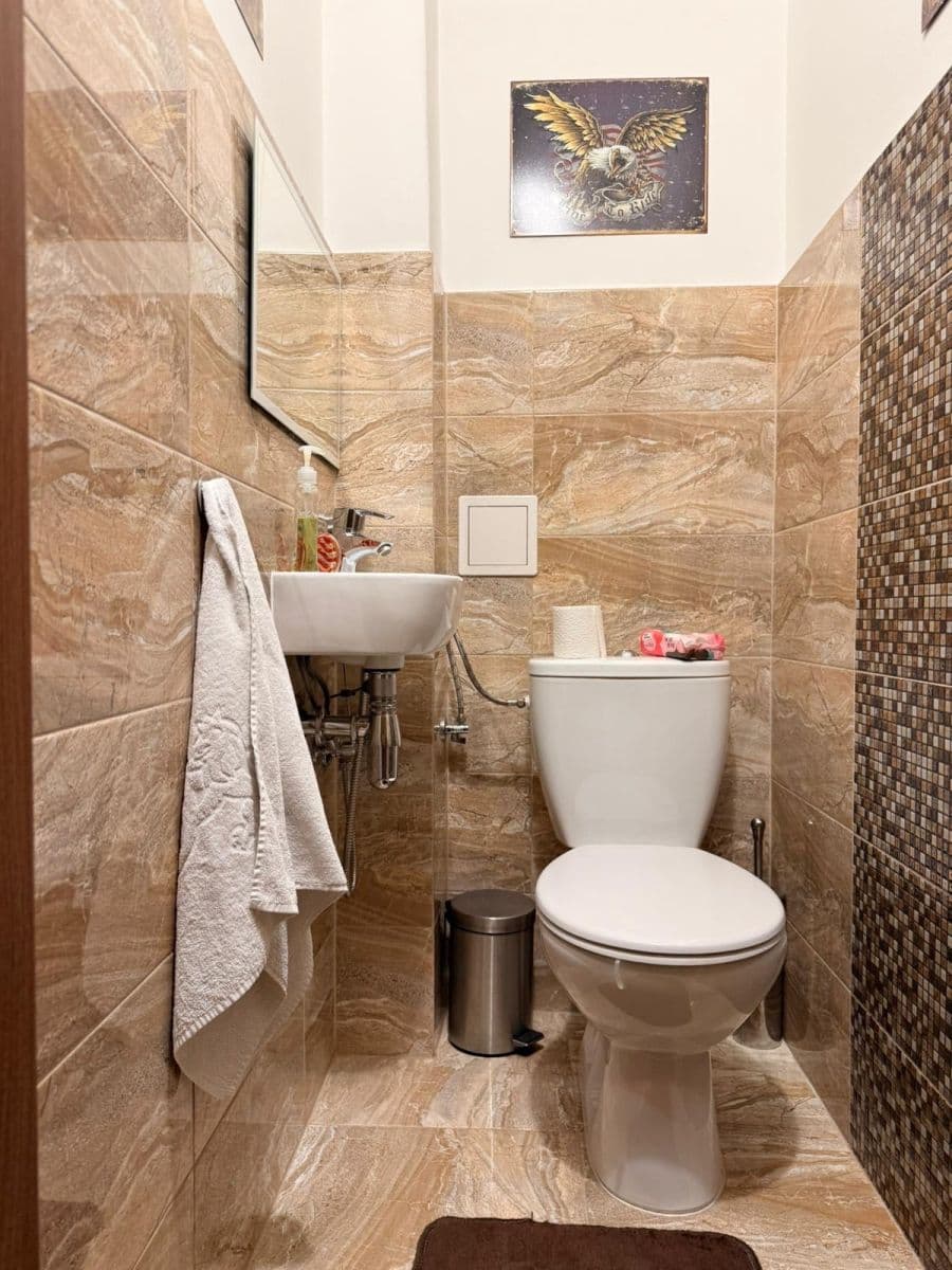 Prodej bytu 3+1 64 m², Zochova, Bratislava - mestská časť Staré Mesto, Bratislavský kraj Prodej bytu 3+1 64 m², Zochova, Bratislava - mestská časť Staré Mesto, Bratislavský kraj