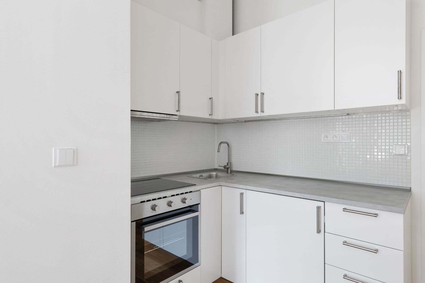Pronájem bytu 1+kk 31 m², Lumírova, Praha, Praha Pronájem bytu 1+kk 31 m², Lumírova, Praha, Praha