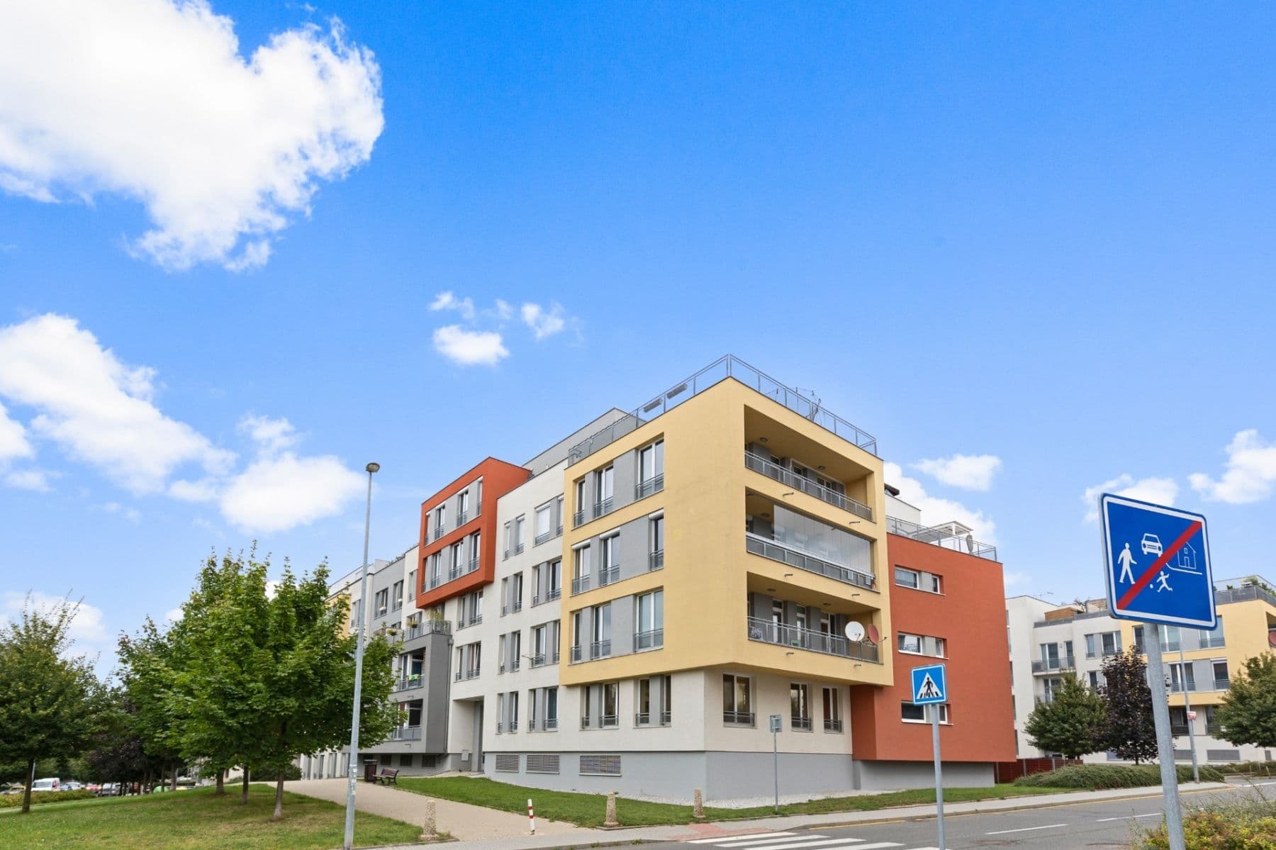 Pronájem bytu 1+kk 32 m², Raichlova, Praha, Praha Pronájem bytu 1+kk 32 m², Raichlova, Praha, Praha