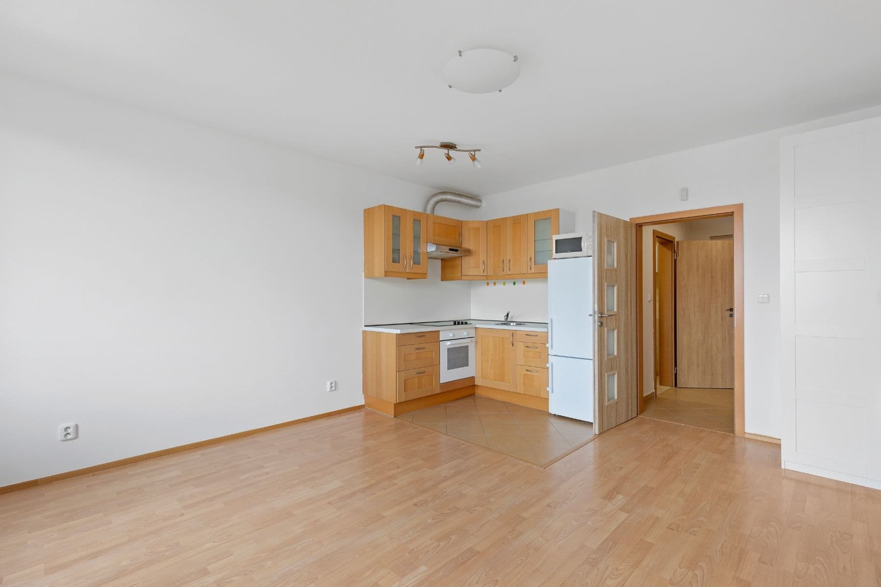 Pronájem bytu 1+kk 32 m², Raichlova, Praha, Praha Pronájem bytu 1+kk 32 m², Raichlova, Praha, Praha