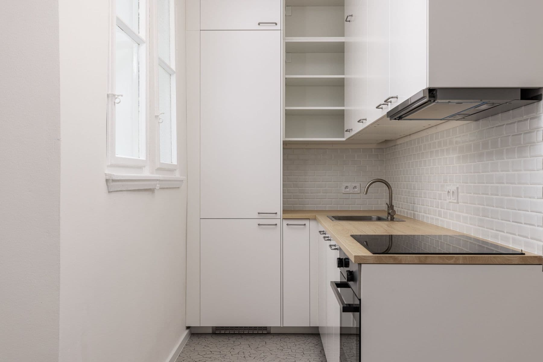 Pronájem bytu 2+1 69 m², Tusarova, Praha, Praha Pronájem bytu 2+1 69 m², Tusarova, Praha, Praha