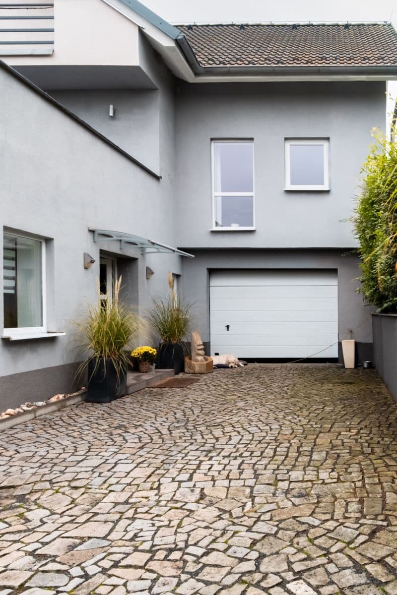 Prodej domu 550 m², pozemek 2.805 m², 44434, Domašov u Šternberka, Olomoucký kraj Prodej domu 550 m², pozemek 2.805 m², 44434, Domašov u Šternberka, Olomoucký kraj