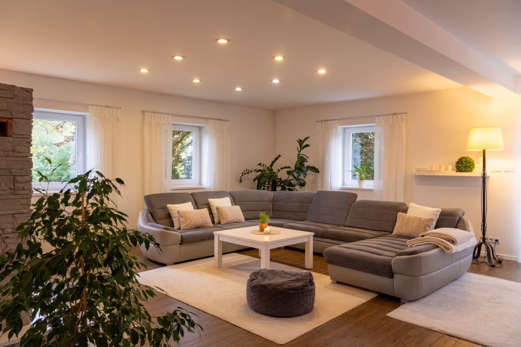 Prodej domu 550 m², pozemek 2.805 m², 44434, Domašov u Šternberka, Olomoucký kraj Prodej domu 550 m², pozemek 2.805 m², 44434, Domašov u Šternberka, Olomoucký kraj