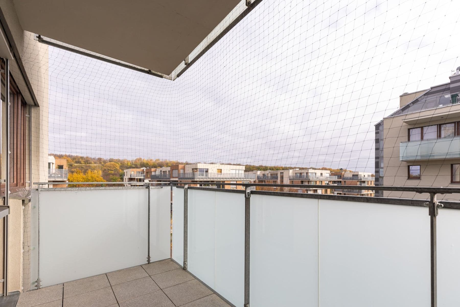 Pronájem bytu 1+kk 42 m², Pod stolovou horou, Praha, Praha Pronájem bytu 1+kk 42 m², Pod stolovou horou, Praha, Praha