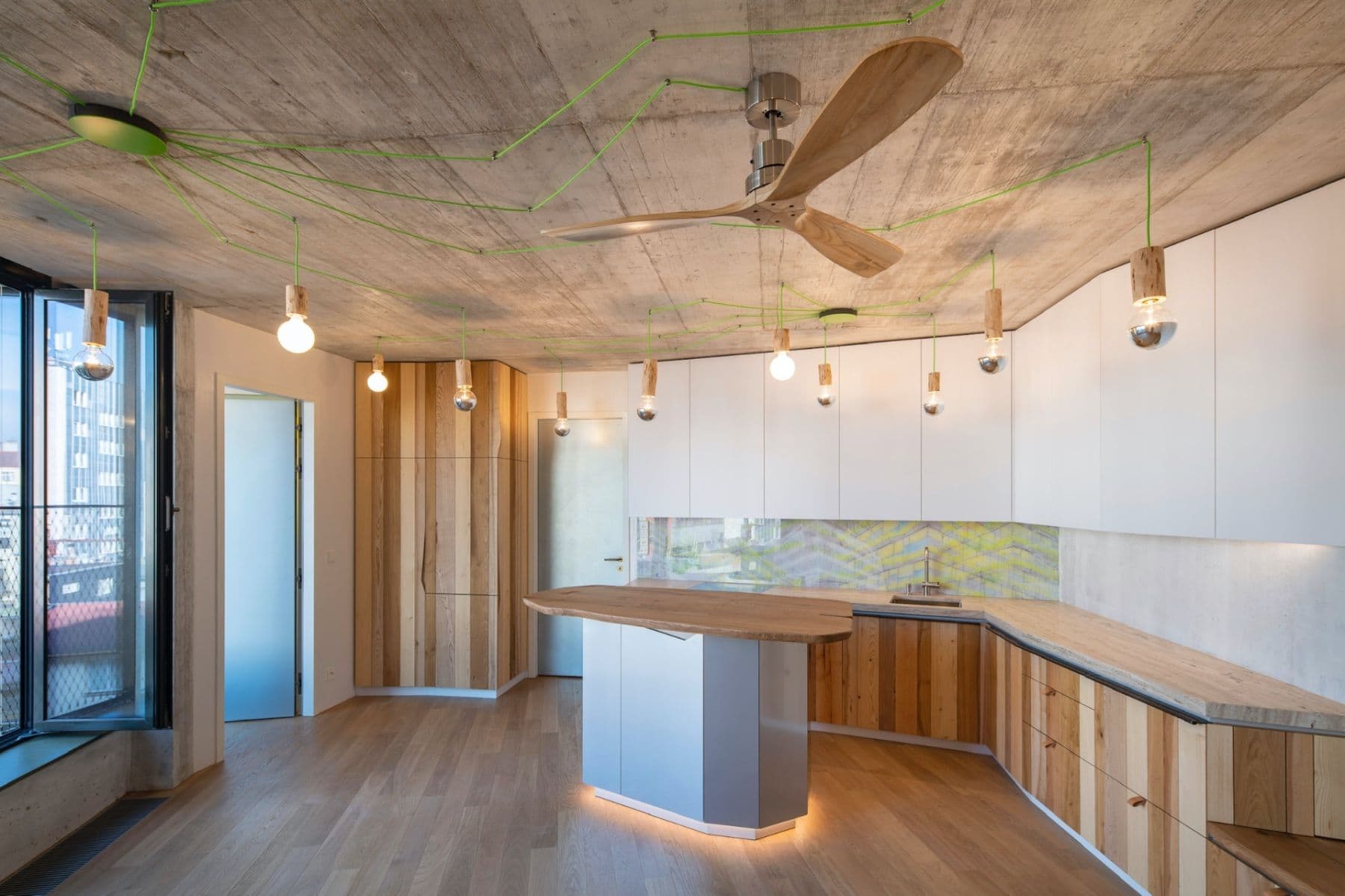 Pronájem bytu 2+kk 57 m², Komunardů, Praha, Praha Pronájem bytu 2+kk 57 m², Komunardů, Praha, Praha