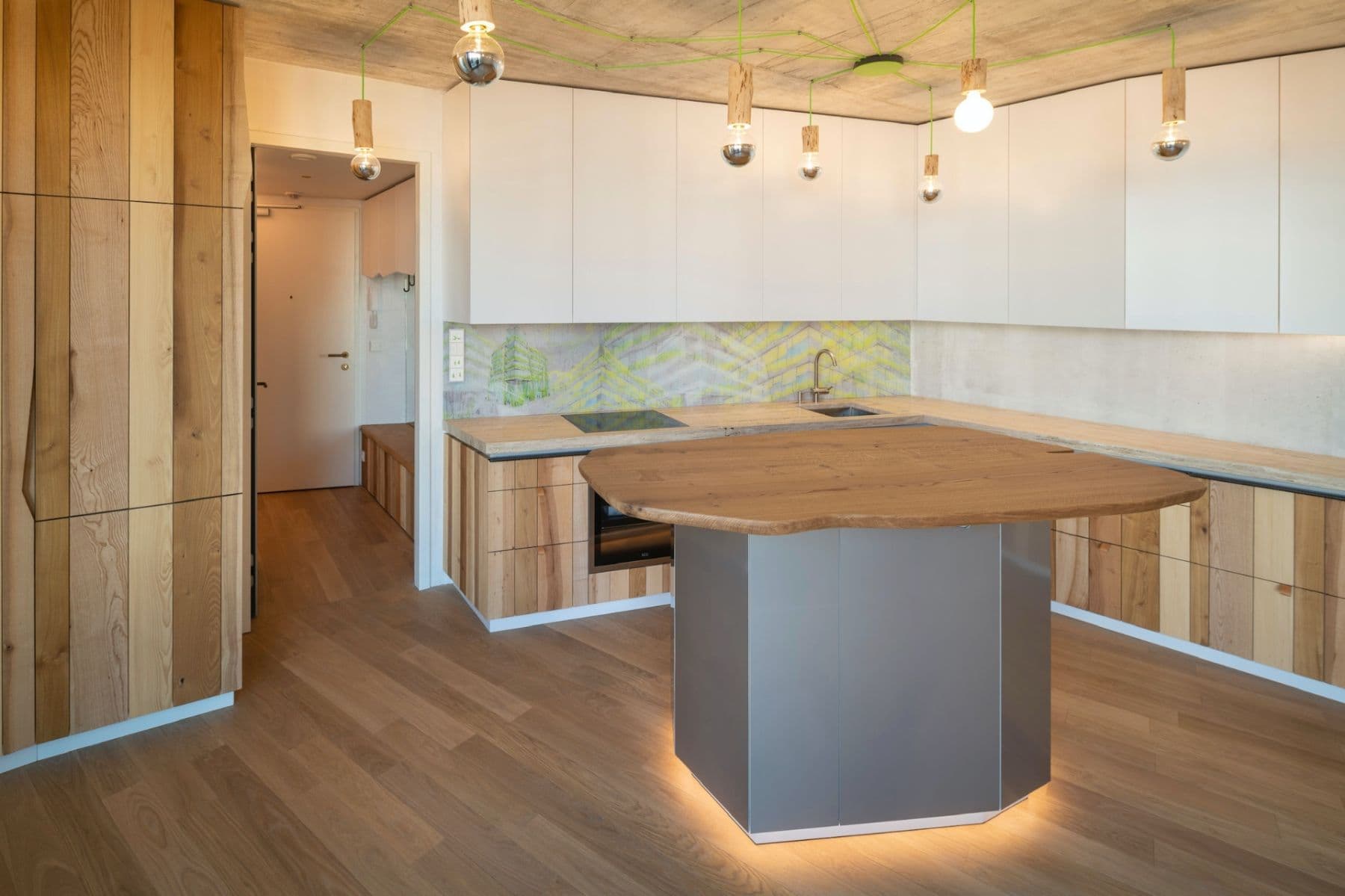 Pronájem bytu 2+kk 57 m², Komunardů, Praha, Praha Pronájem bytu 2+kk 57 m², Komunardů, Praha, Praha