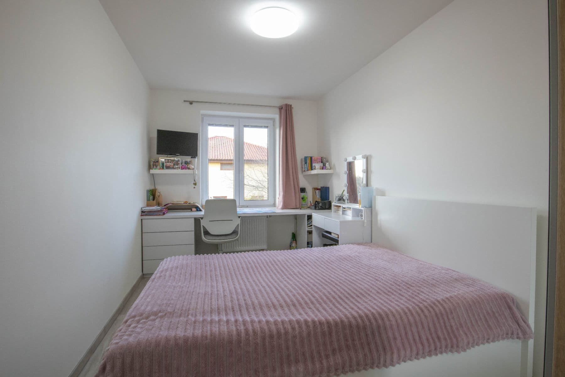 Prodej domu 113 m², pozemek 423 m², Kunratická, Jesenice, Středočeský kraj Prodej domu 113 m², pozemek 423 m², Kunratická, Jesenice, Středočeský kraj