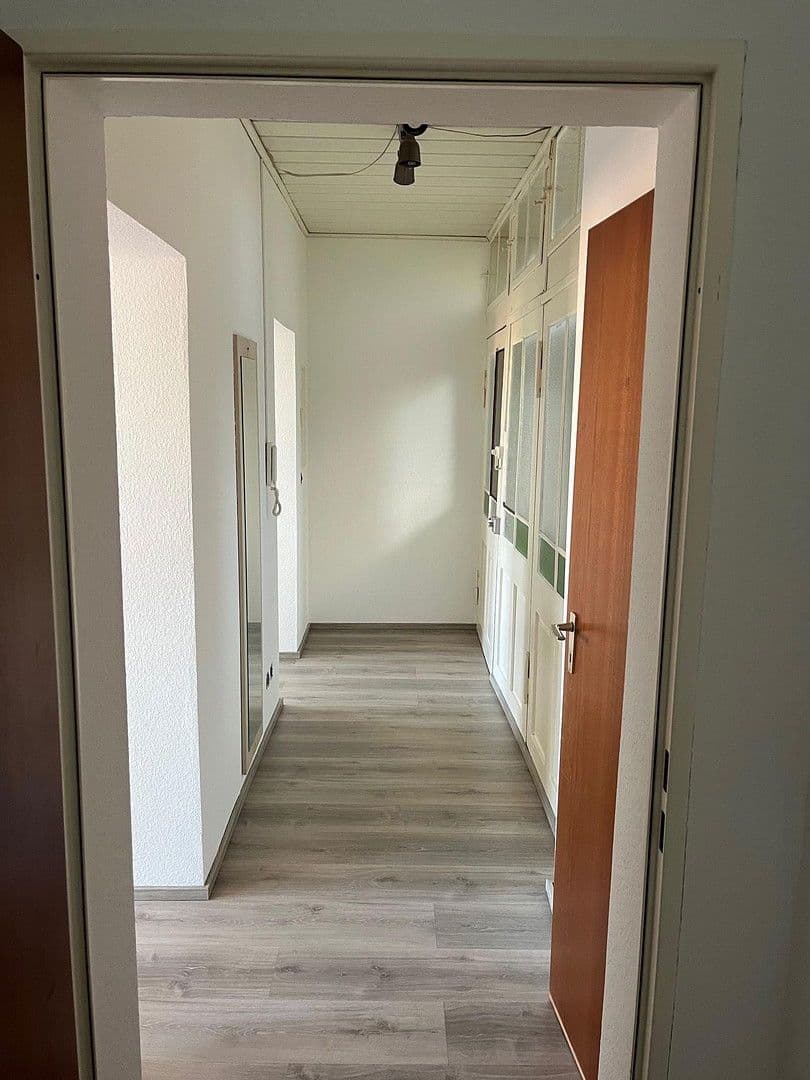 Pronájem bytu 2+1 52 m², Erlanger Str. 79, Fürth, Bavorsko Pronájem bytu 2+1 52 m², Erlanger Str. 79, Fürth, Bavorsko