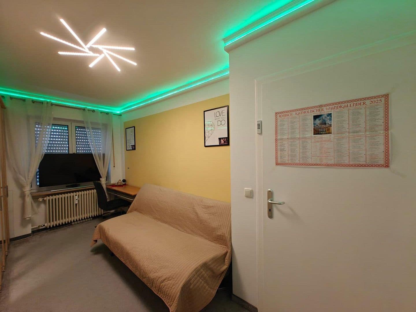 Pronájem bytu 3+1 77 m², Augsburg, Bavorsko Pronájem bytu 3+1 77 m², Augsburg, Bavorsko