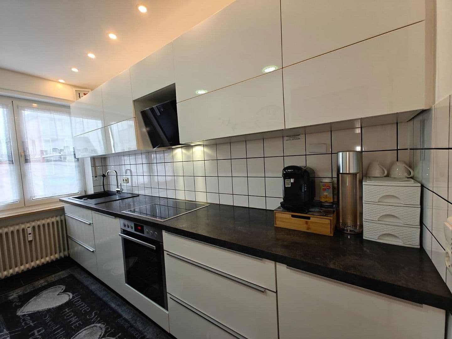 Pronájem bytu 3+1 77 m², Augsburg, Bavorsko Pronájem bytu 3+1 77 m², Augsburg, Bavorsko