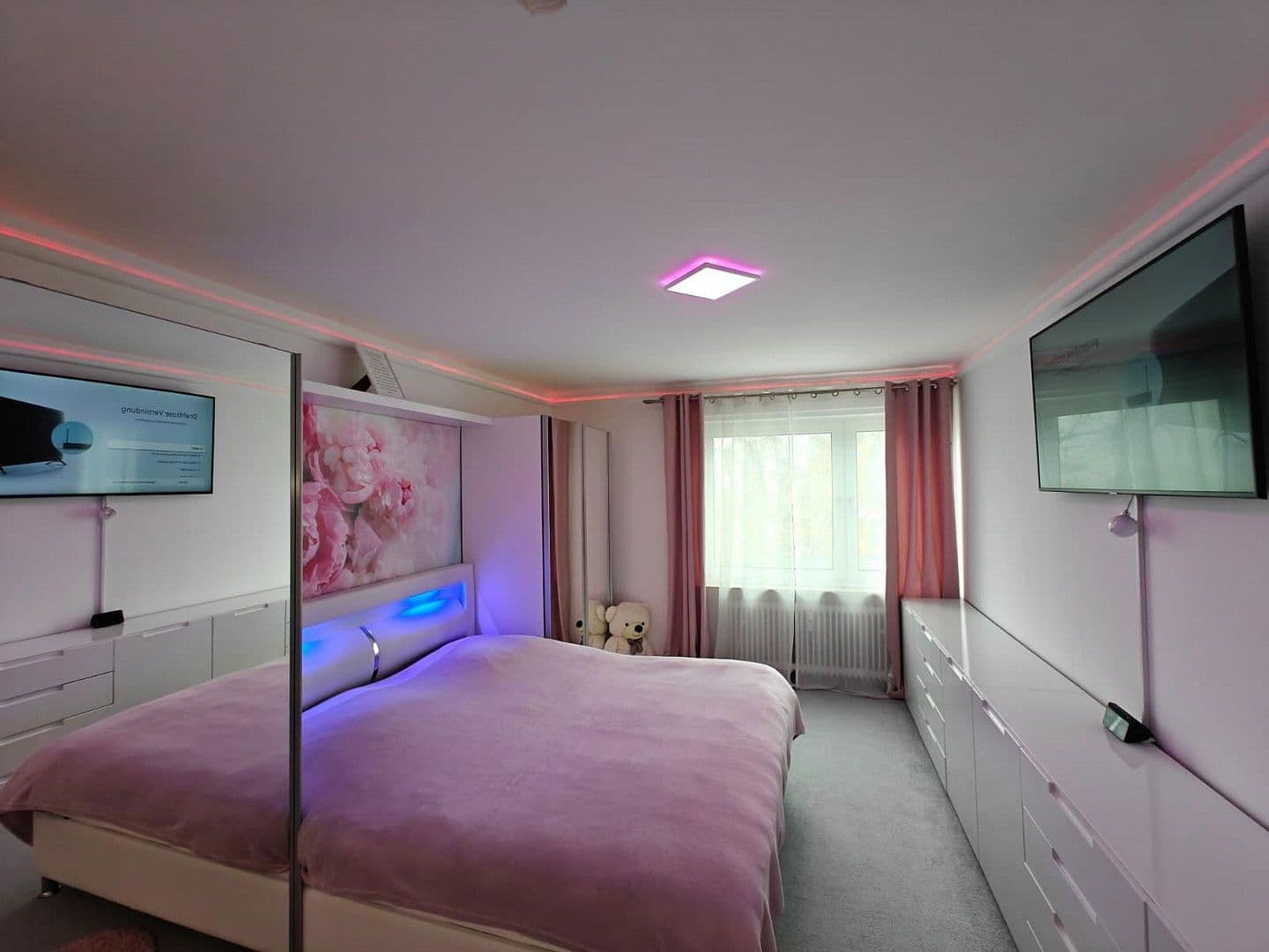 Pronájem bytu 3+1 77 m², Augsburg, Bavorsko Pronájem bytu 3+1 77 m², Augsburg, Bavorsko