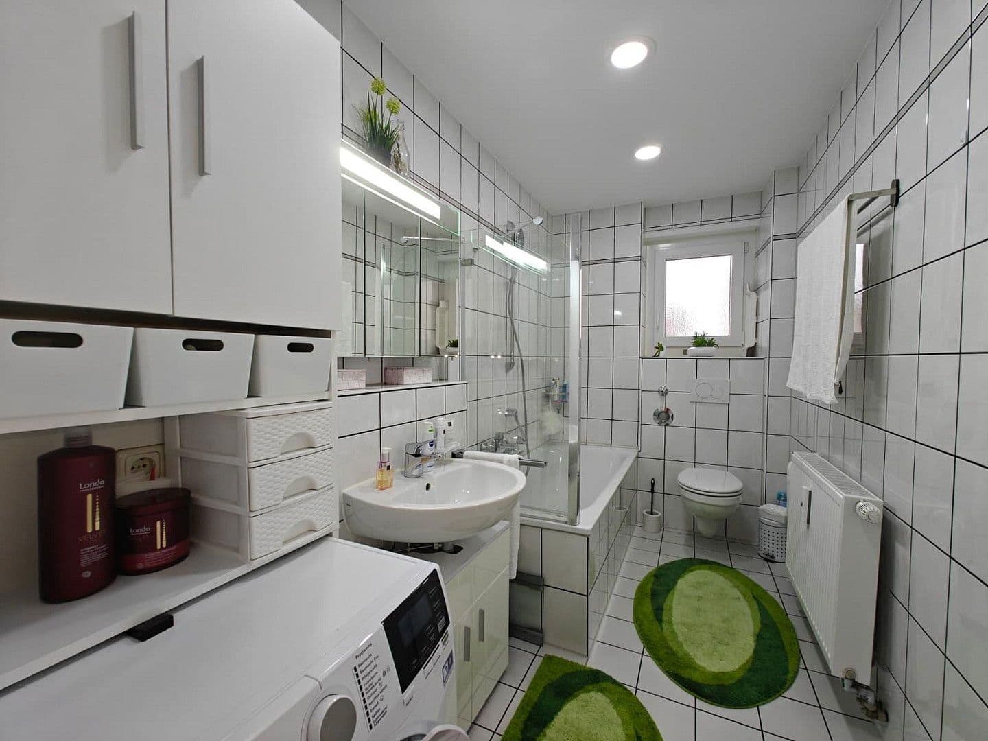 Pronájem bytu 3+1 77 m², Augsburg, Bavorsko Pronájem bytu 3+1 77 m², Augsburg, Bavorsko