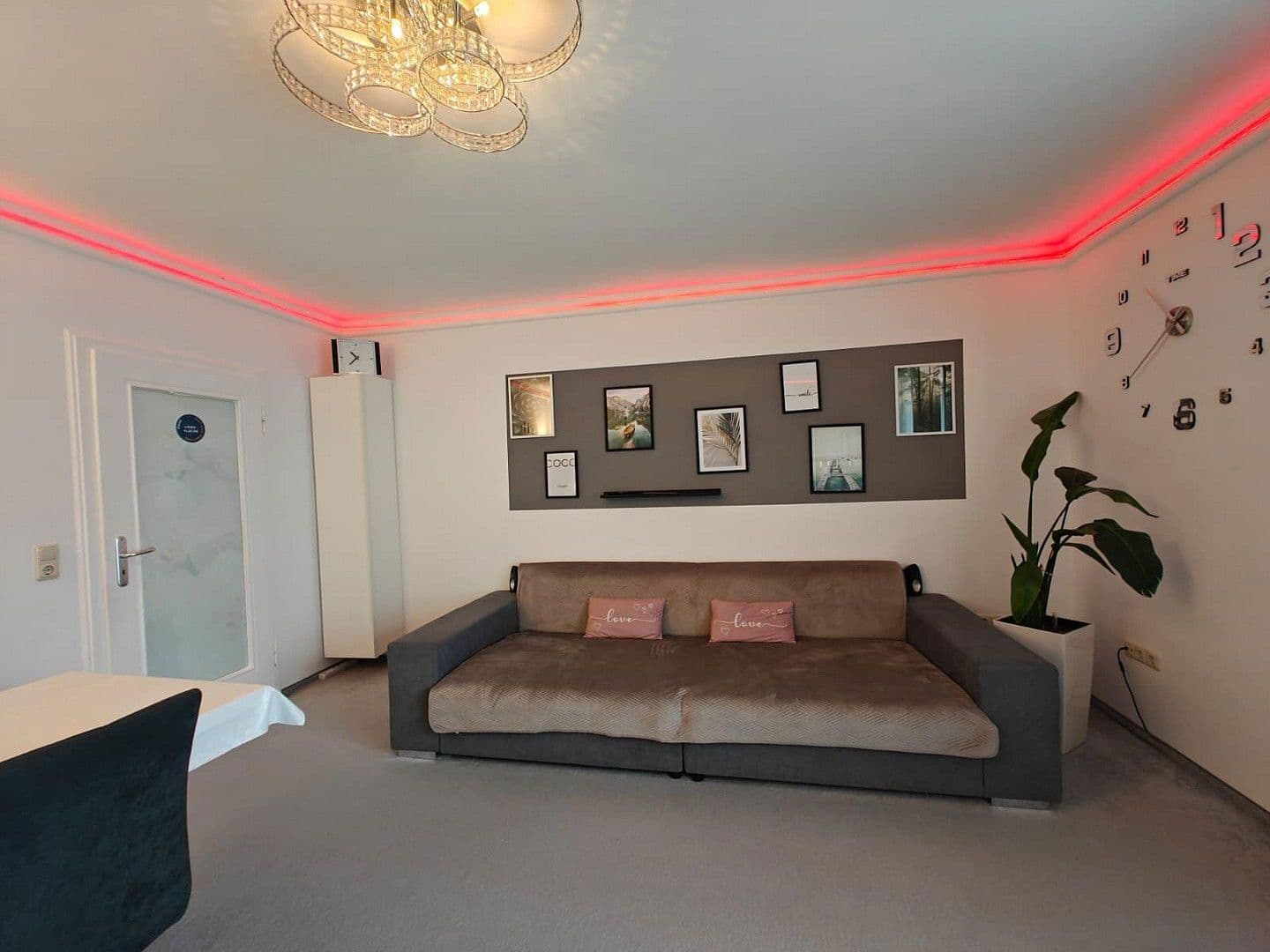 Pronájem bytu 3+1 77 m², Augsburg, Bavorsko Pronájem bytu 3+1 77 m², Augsburg, Bavorsko