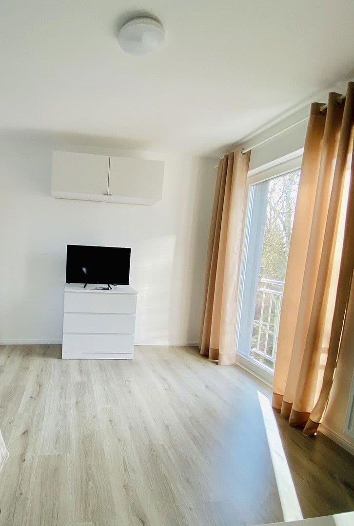 Pronájem bytu 1+1 35 m², Garstedter Weg 206, Hamburg, Hamburg Pronájem bytu 1+1 35 m², Garstedter Weg 206, Hamburg, Hamburg