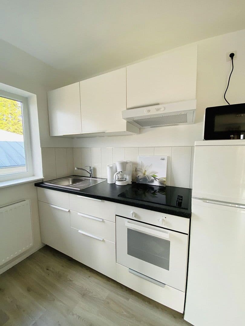 Pronájem bytu 1+1 35 m², Garstedter Weg 206, Hamburg, Hamburg Pronájem bytu 1+1 35 m², Garstedter Weg 206, Hamburg, Hamburg