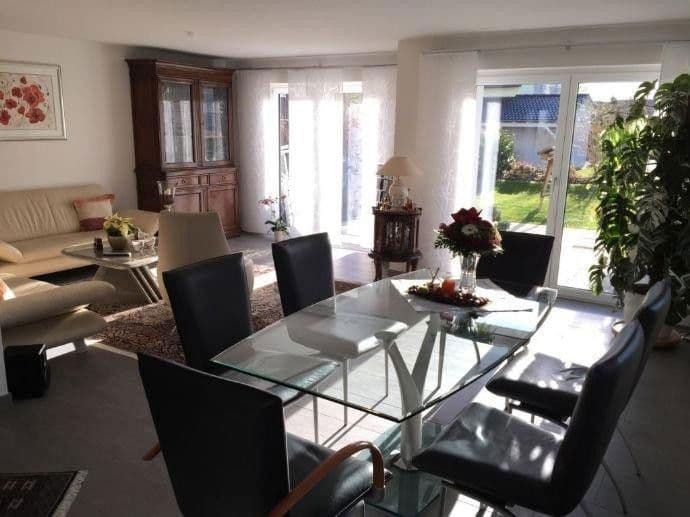 Prodej domu 131 m², pozemek 253 m², Bondorf, Bádensko-Württembersko Prodej domu 131 m², pozemek 253 m², Bondorf, Bádensko-Württembersko