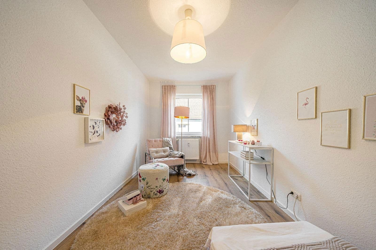 Prodej bytu 3+1 84 m², Hockenheim, Bádensko-Württembersko Prodej bytu 3+1 84 m², Hockenheim, Bádensko-Württembersko