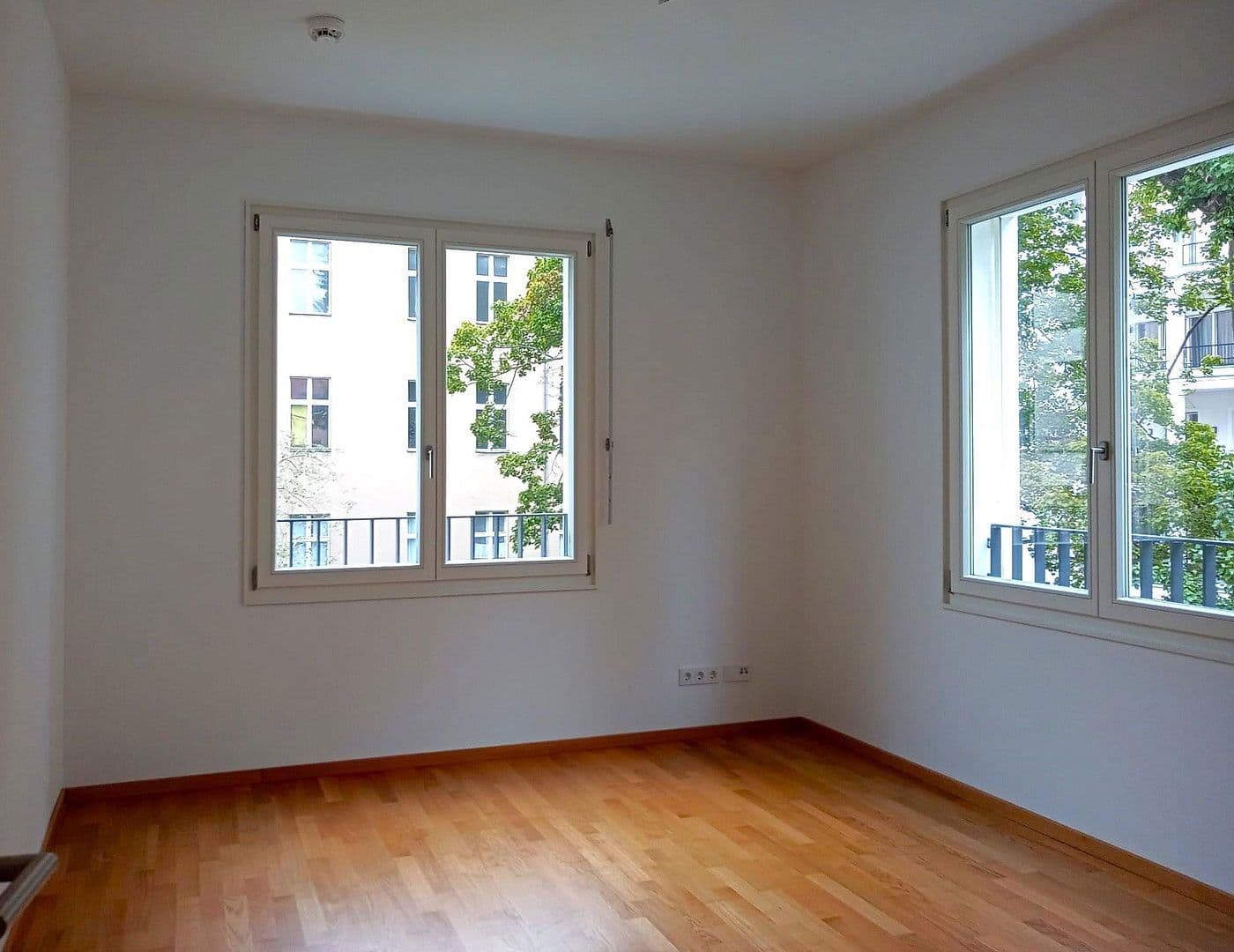 Pronájem bytu 4+1 134 m², Albrecht-Achilles-Str. 65c, Berlin, Berlín Pronájem bytu 4+1 134 m², Albrecht-Achilles-Str. 65c, Berlin, Berlín