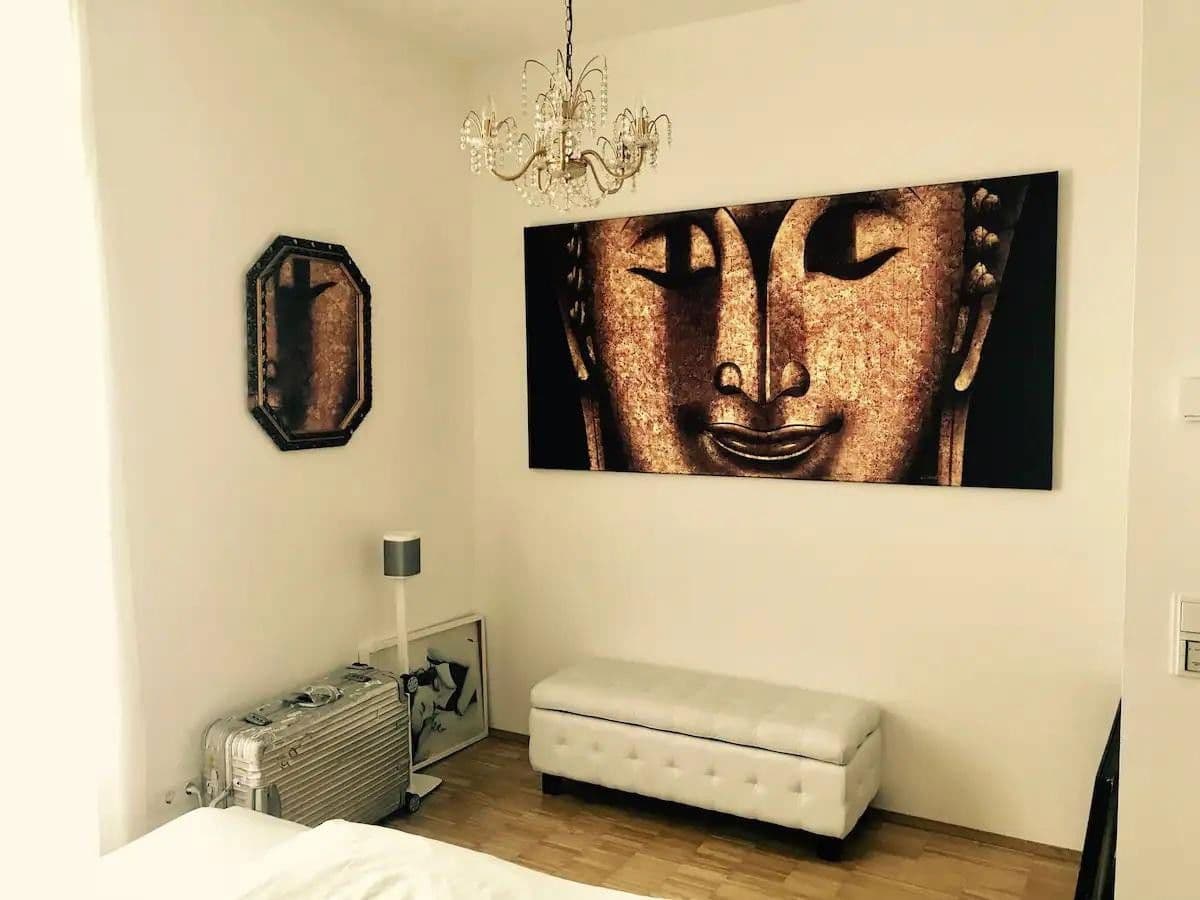 Pronájem bytu 3+1 139 m², Frankfurter Tor 4, Berlin, Berlín Pronájem bytu 3+1 139 m², Frankfurter Tor 4, Berlin, Berlín